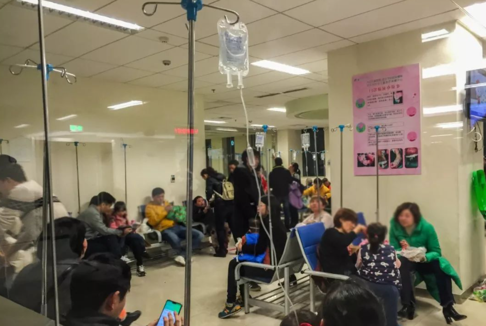 寒潮來襲，河南一呼吸科門診超千人。緊急提醒：天氣多變，這幾病必定高發(fā)！